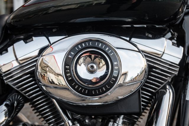 Fahrzeugabbildung Harley-Davidson FXDC Dyna Super Glide Custom - PENZL -