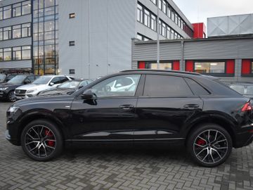 Fahrzeugabbildung Audi Q8 55 TFSI quattro S-LINE+ SOFT CLOSE*360*PANO
