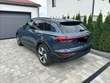 Audi Q6 e-tron / S-Line / 20 Zoll / 8-fach / Garantie - Audi Q6 e-tron: Automatik