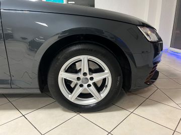 Audi A4 - 8