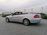 Mercedes-Benz Kompressor  Avantg.+ Sportpaket+ Bi-Xenon - Mercedes-Benz CLK 200 Gebrauchtwagen in Hamburg