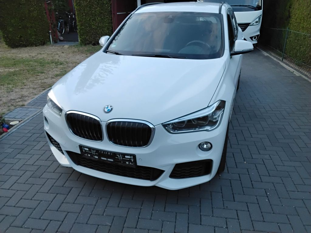 Image of BMW X1