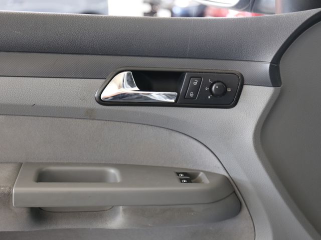 Volkswagen Caddy Maxi 1.9TDI KLIMA SITZHZ 7SITZ AHK HU1026