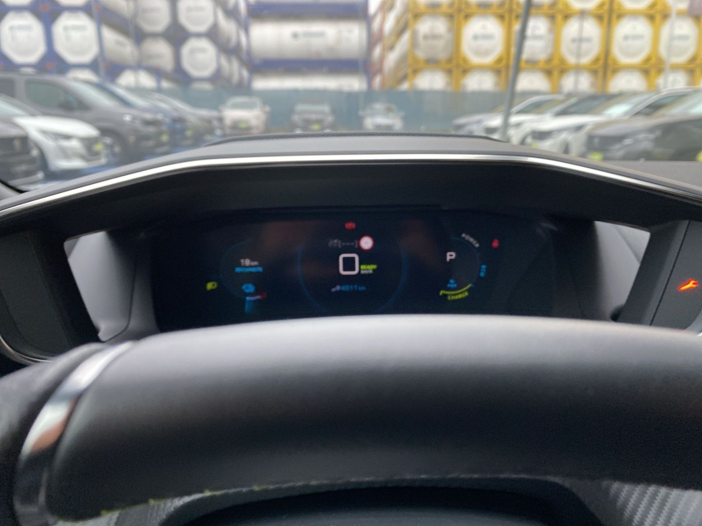 Fahrzeugabbildung Peugeot 2008 e- GT Elektromotor 136 *Sitzheizung*ACC*Kam