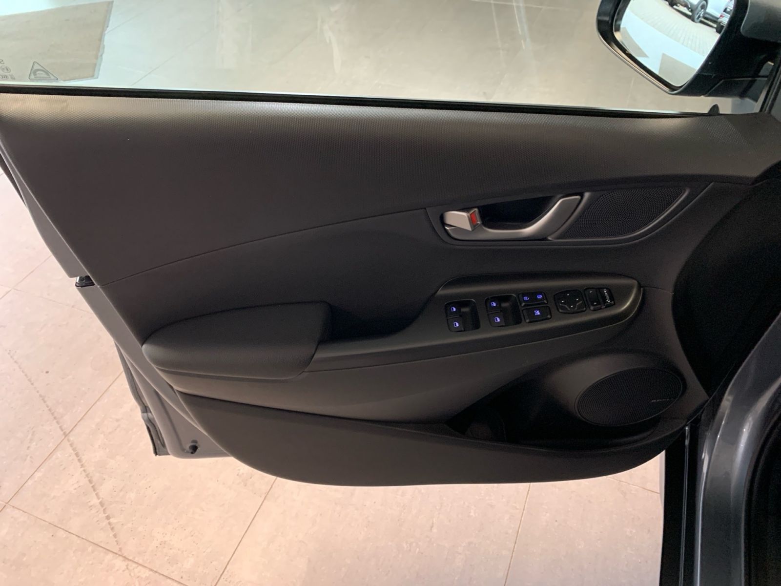 Fahrzeugabbildung Hyundai KONA 1.6 T-GDI 7-DCT Premium Leder Navi