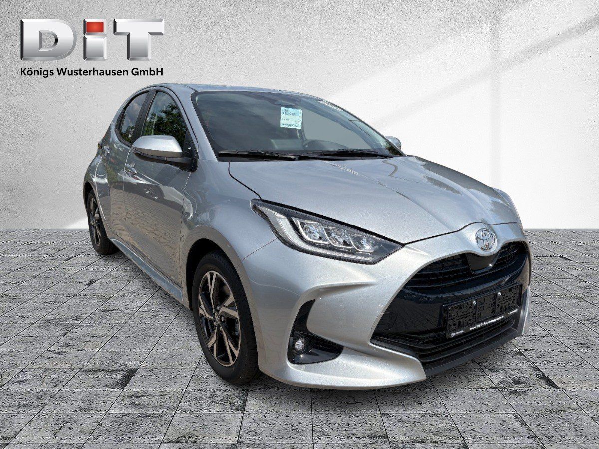 Toyota Yaris 1.5 Teamplayer ACC LED SHZ Kam. KeyLess LM imagem 2