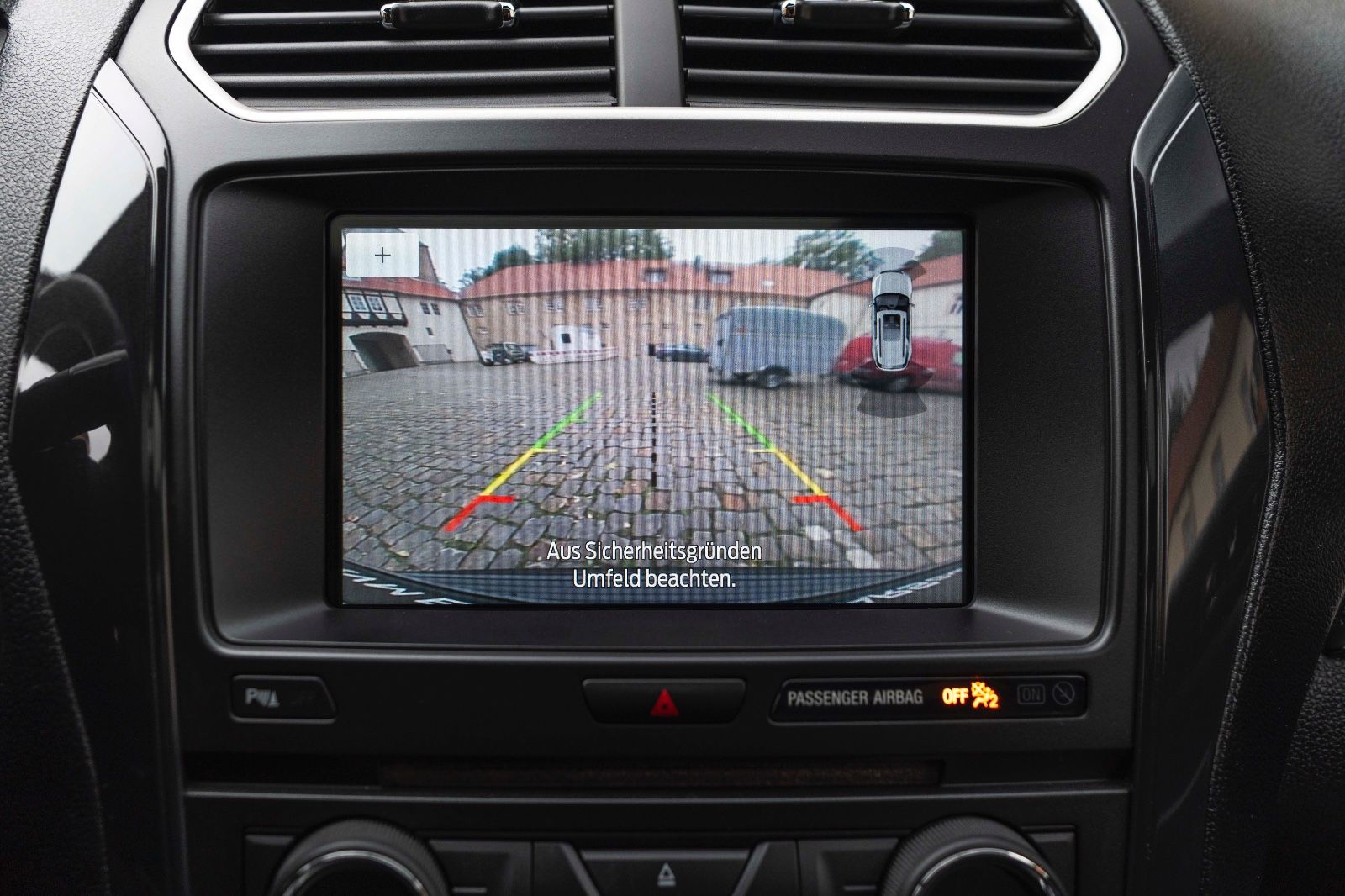 Fahrzeugabbildung Ford Explorer XLT 3,5L 4X4 LPG 6 SITZE KAM NAV