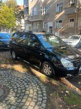 Kia Carnival - gebrauchte Kia Carnival aus dem Jahr 2008