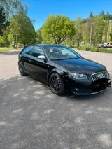 Audi S3 8P unverbastelt mit 18 Zoll OZ-Fel... - Audi S3: 1.8