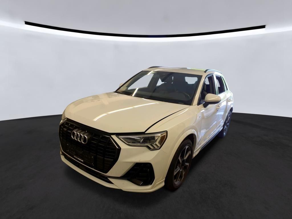 Image of Audi Q3