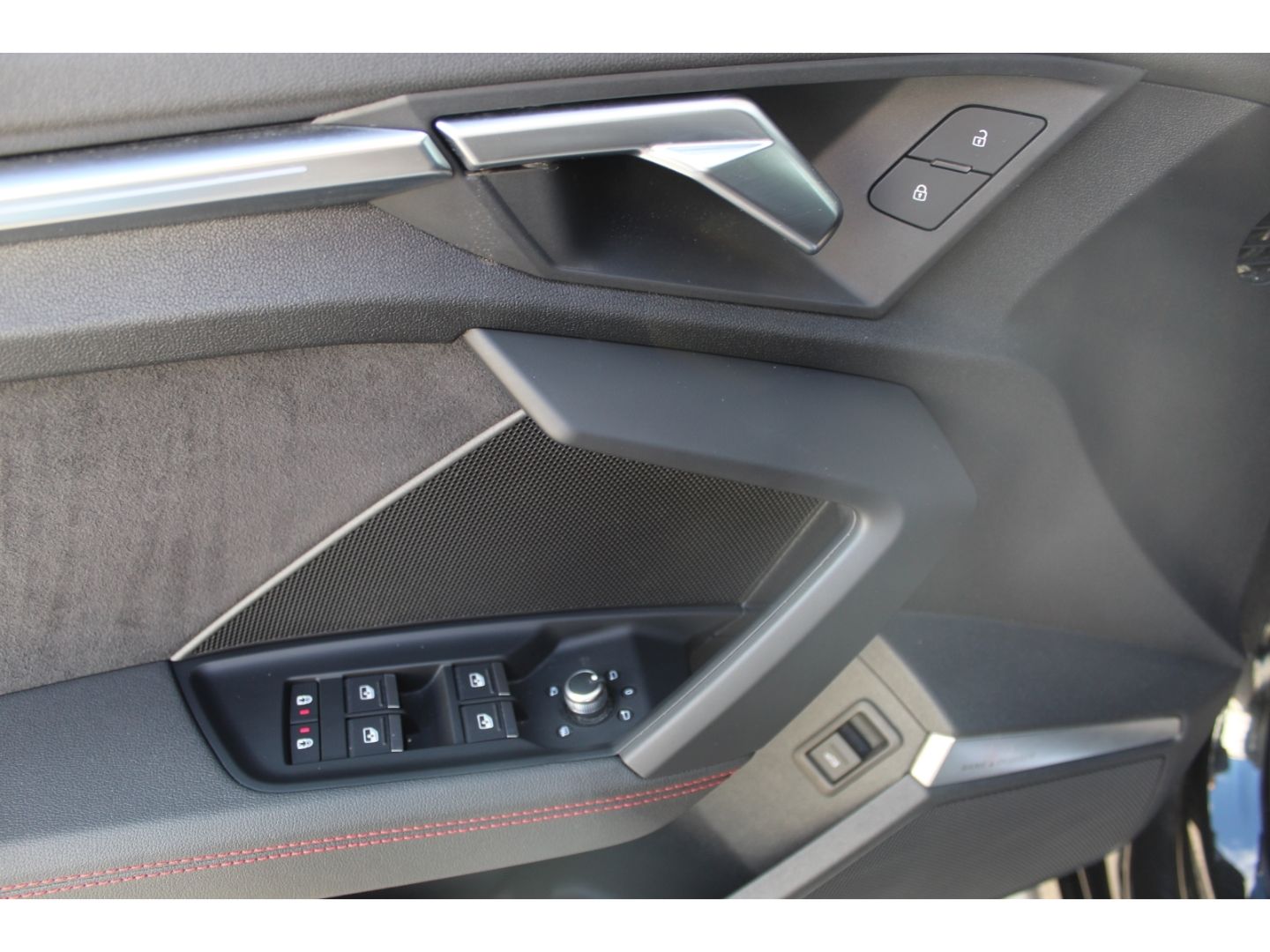 RS3 Lim. qu.Str. Pano*B&O*SportAGA*Leder*1HD*APP