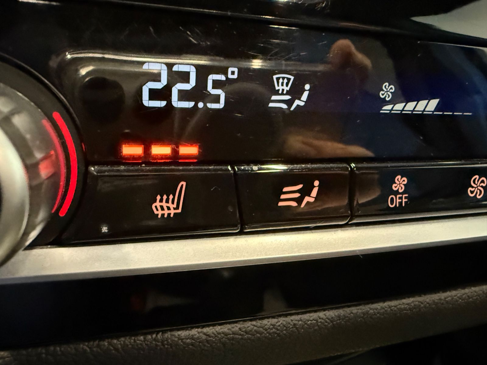 Fahrzeugabbildung BMW X4 xDrive 30 d M Sport Pano, HeadUp, HarmanKard.