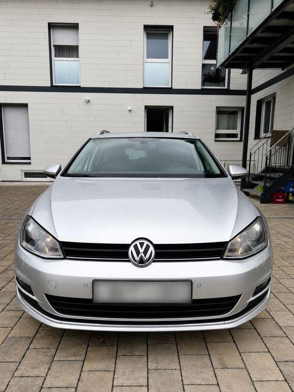 Image of Volkswagen Golf