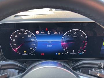 Mercedes V 220 - 11
