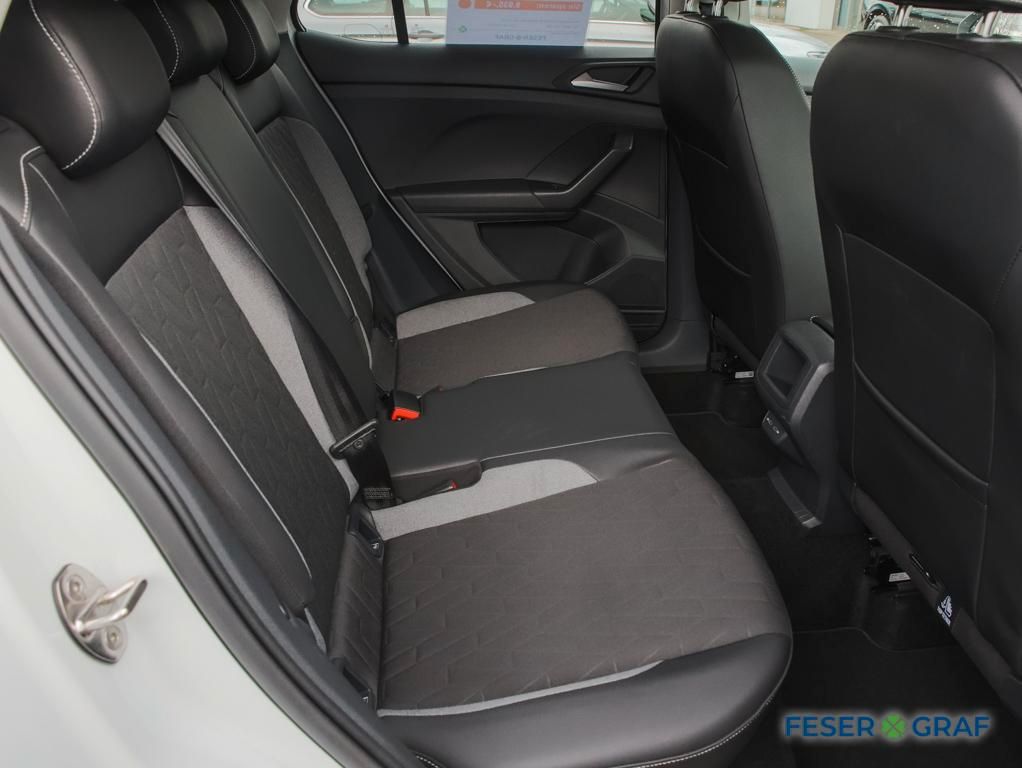 Volkswagen T-Cross - Bild 8