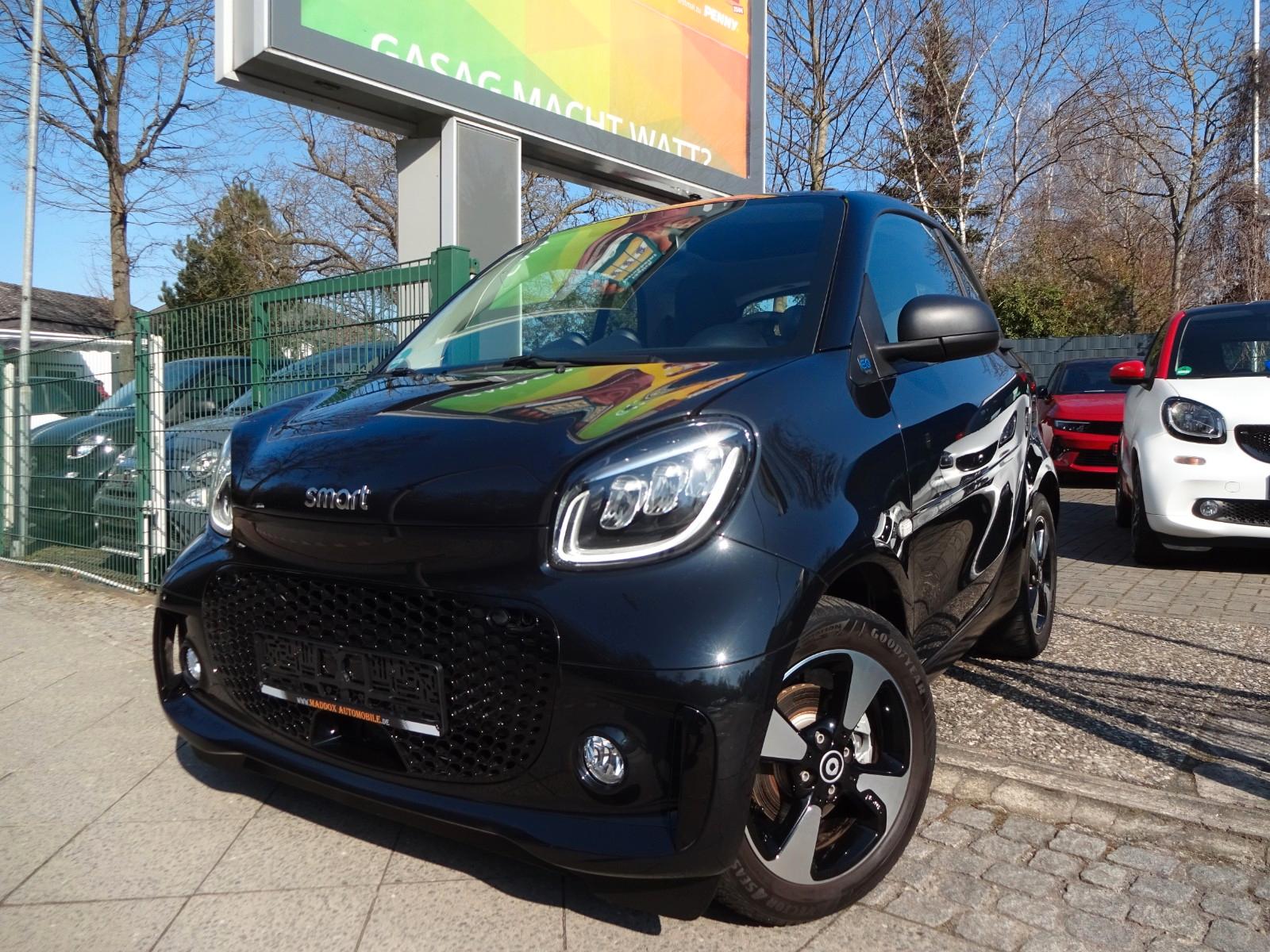 Smart ForTwo coupe EQ,LED,JBL,Panoro,Kamera,22 KW