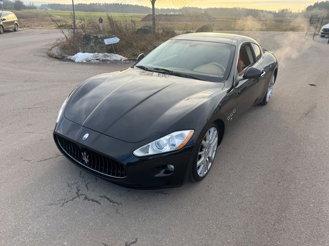 Maserati Granturismo 4.7 V8 S 460PS