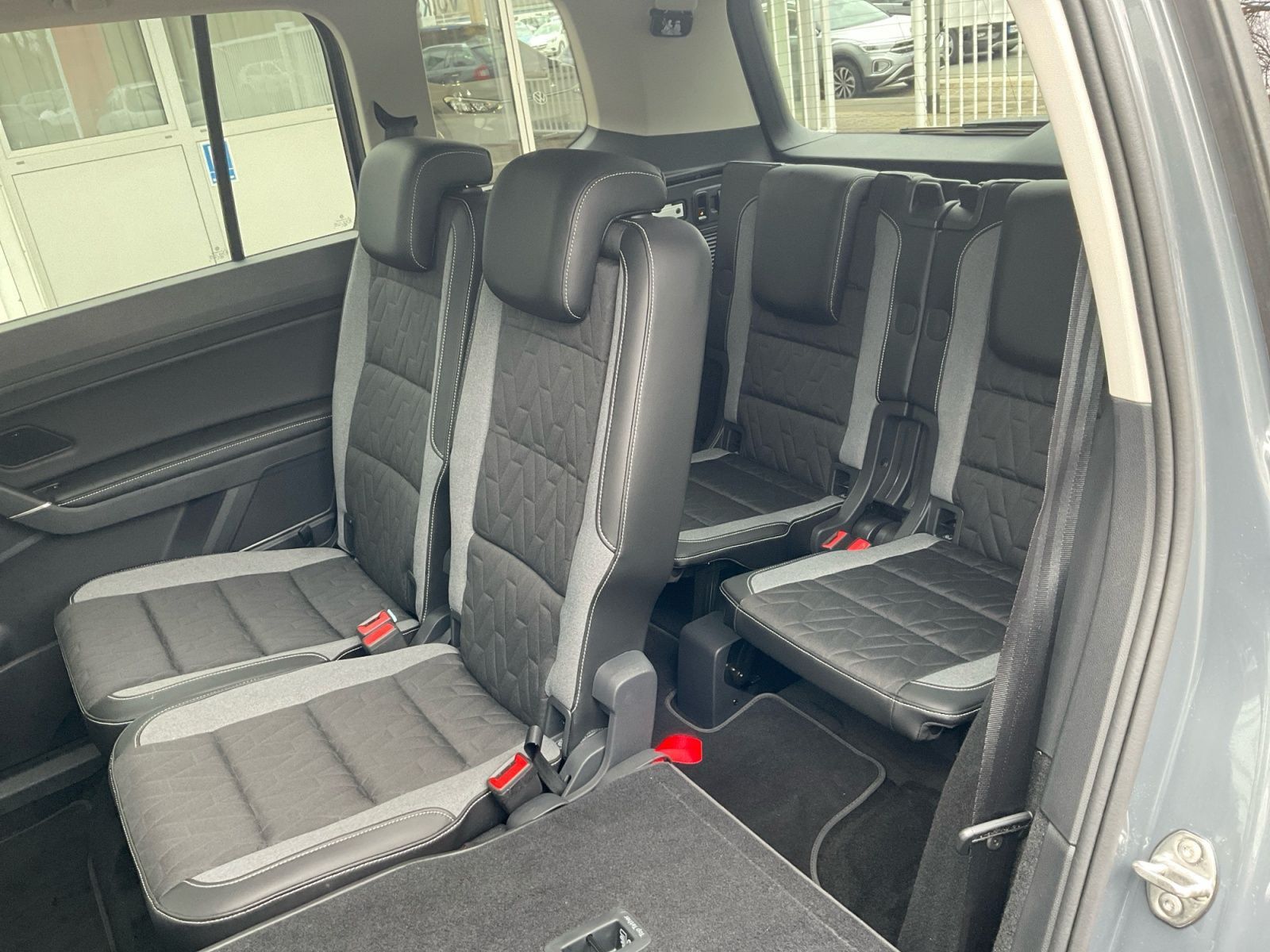 Volkswagen Touran - Bild 24