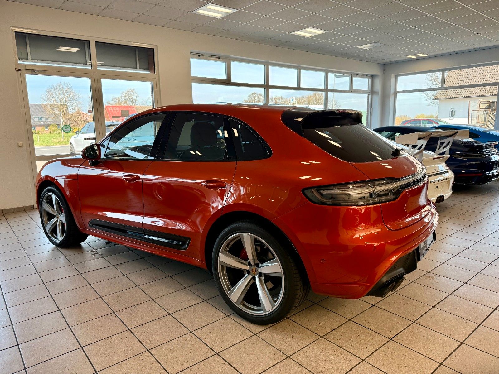 Fahrzeugabbildung Porsche Macan S Burmester/ACC/Luftfederung/Panorama/21"