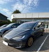 Tesla Model X 90D 6 Sitze AHK Winterpaket TÜV neu - Tesla Model X aus 2017