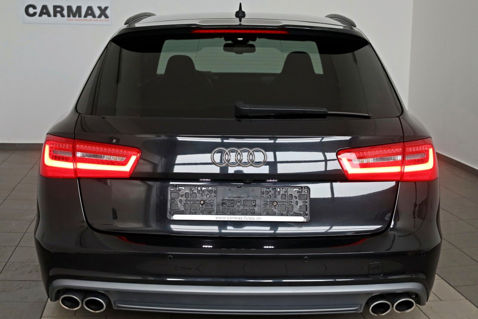 Fahrzeugabbildung Audi S6 Avant 4.0 TFSI quattro Leder,Navi,LED,HUD,Pan