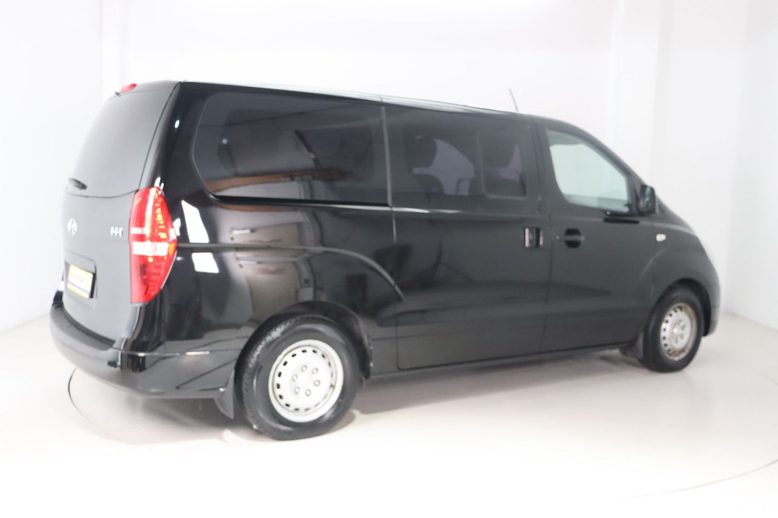 Fahrzeugabbildung Hyundai H-1 2.5CRDi Travel 8-Sitzer * PDC