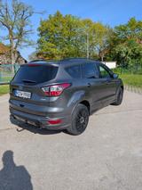 Ford Kuga 1,5 EcoBoost 4x4 134kW ST-Line Automat ... - Ford Kuga von privat
