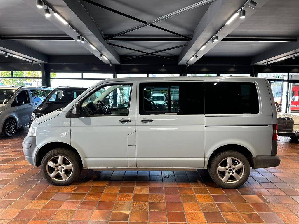 Volkswagen T5 Caravelle