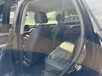 Volkswagen Touareg - 10