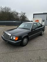 Mercedes-Benz Mercedes E200 w124 Benzin kein Diesel Auto... - gebrauchte Mercedes-Benz E 200 aus dem Jahr 1992