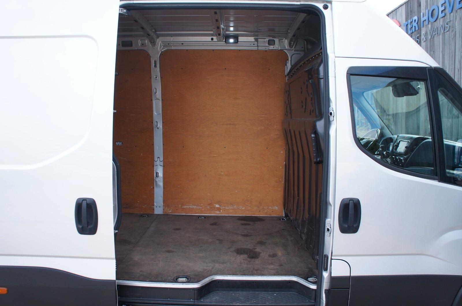 Iveco Daily 35S18 3.0 HPi L5H2 Hi-Matic 132KW Euro 6