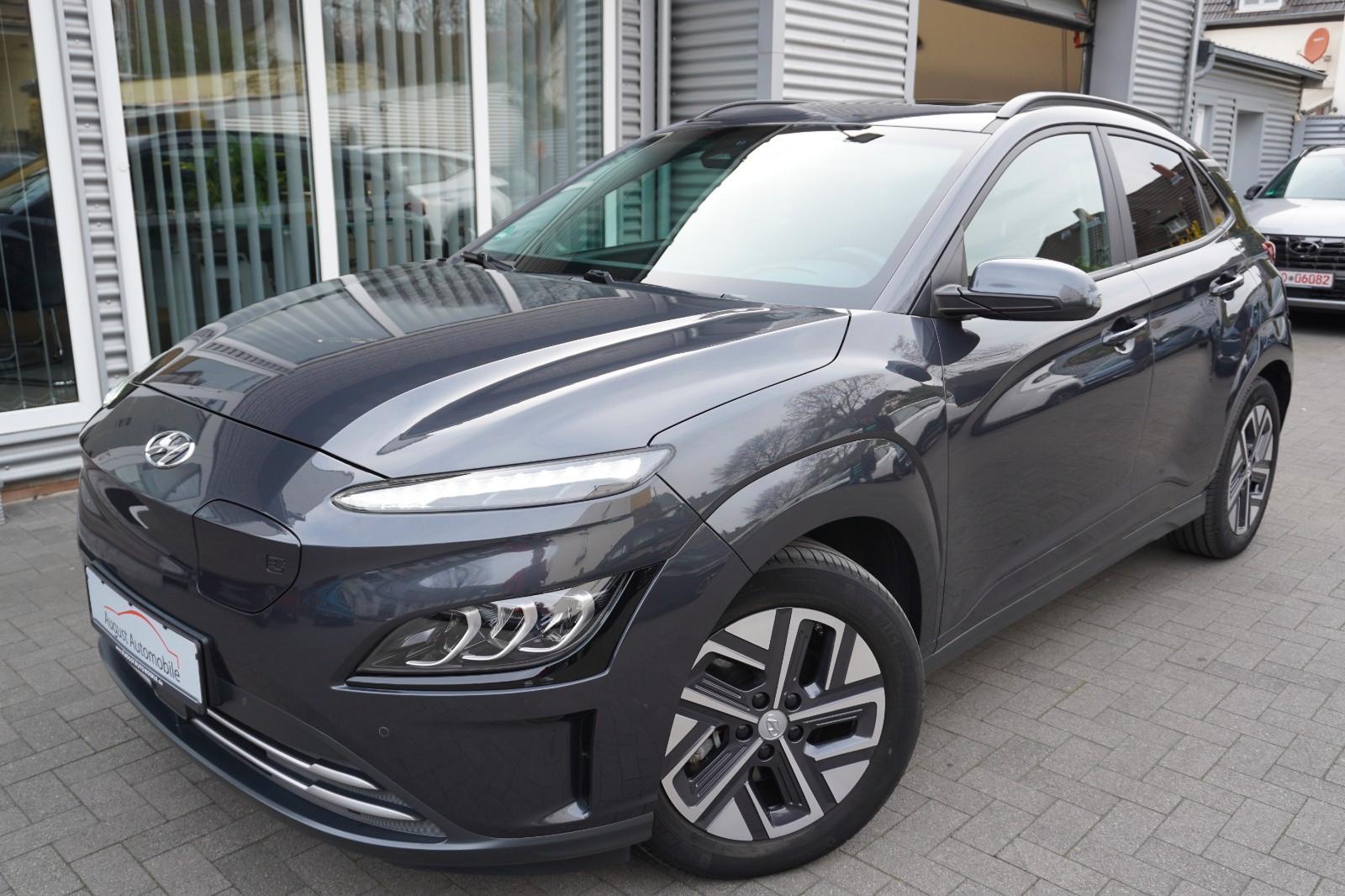 Hyundai KONA Trend 204Ps Glas AHK 3Phasen WPum Navi ACC