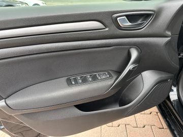 Bild 9 Renault Megane IV Grandtour LED pure vision+Winter Paket