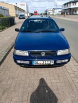 Volkswagen Pssat 35i Kombi oldtimer - VW Passat Variant von 1995
