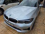 BMW 330e Sport Line Automatik Sport Line - Gebrauchtwagen in Spanien