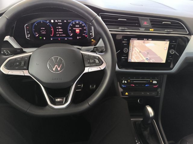 Fahrzeugabbildung Volkswagen Touran 2.0 TDI DSG Goal IQ.LIGHT FRONTSCHHZG RÜC