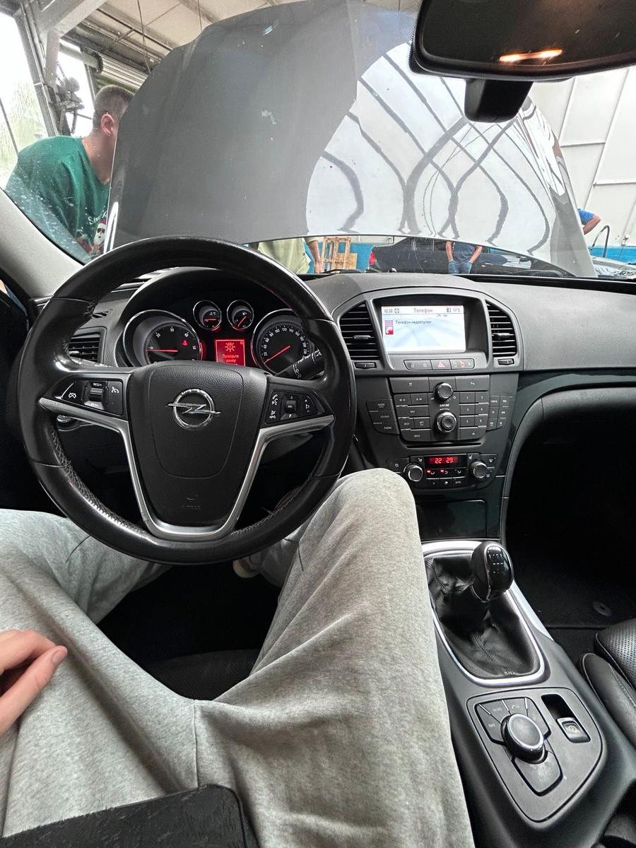 Opel Insignia 2012 — photo 6