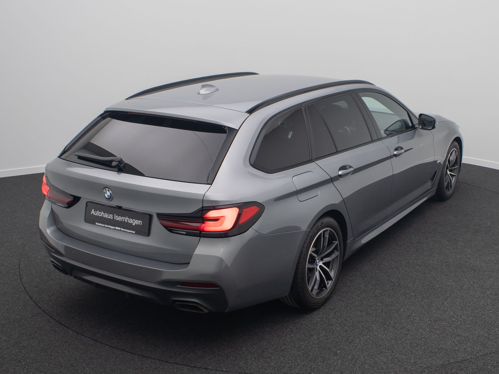 Fahrzeugabbildung BMW 530d M Sport DAB Kamera Laser AHK Komfort Alarm
