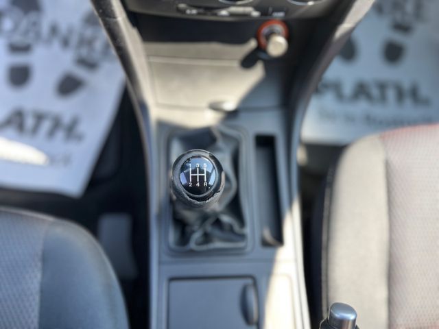 Mazda 3 Lim. 1.6 Grau Schaltgetriebe