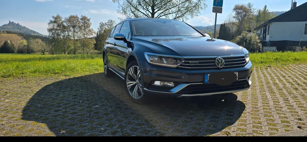Image of Volkswagen Passat Alltrack