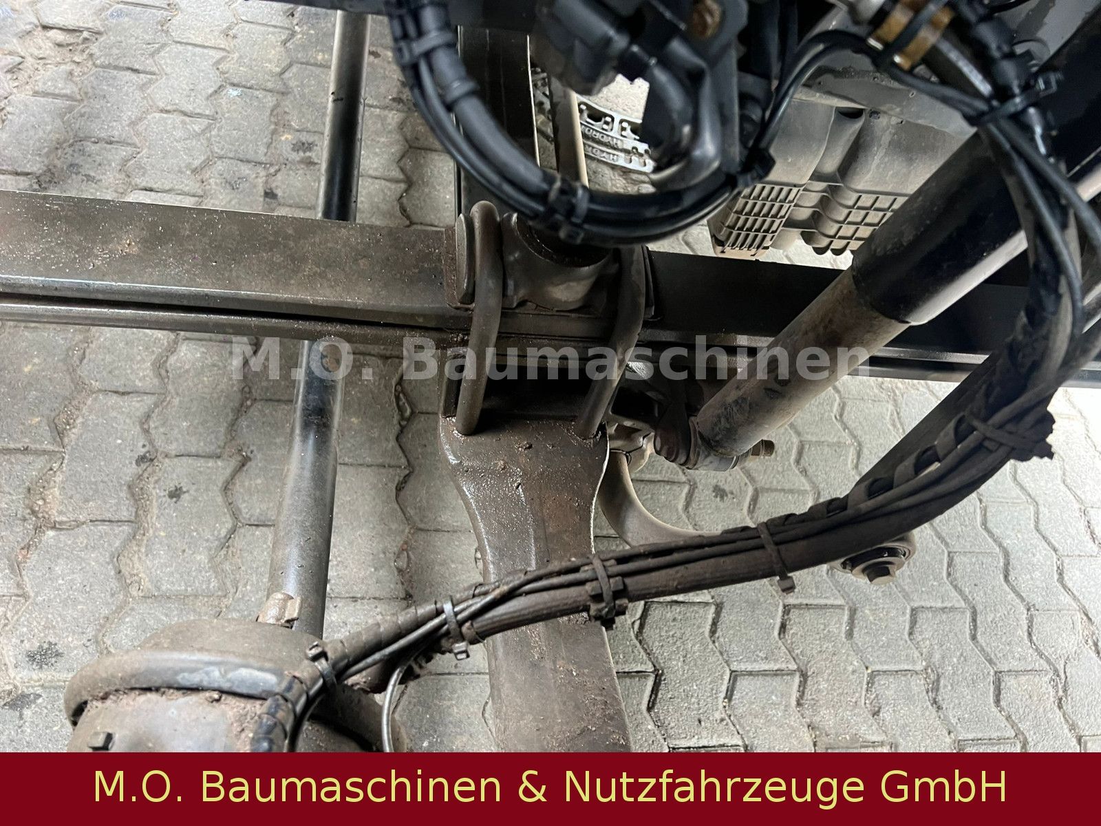 Fahrzeugabbildung Mercedes-Benz Actros 2541/Klima/3 Achser/6x2/TÜV NEU