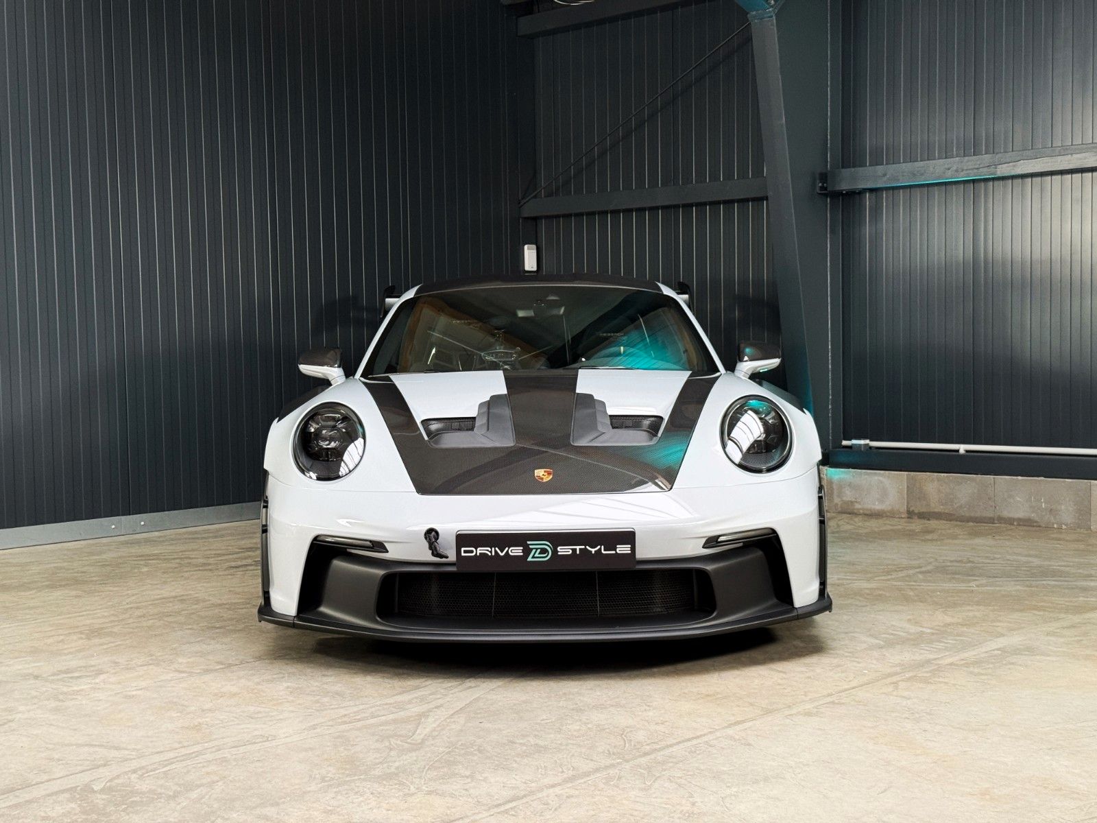 Fahrzeugabbildung Porsche 992 GT3 RS + Weissach + Approved + Clubsport