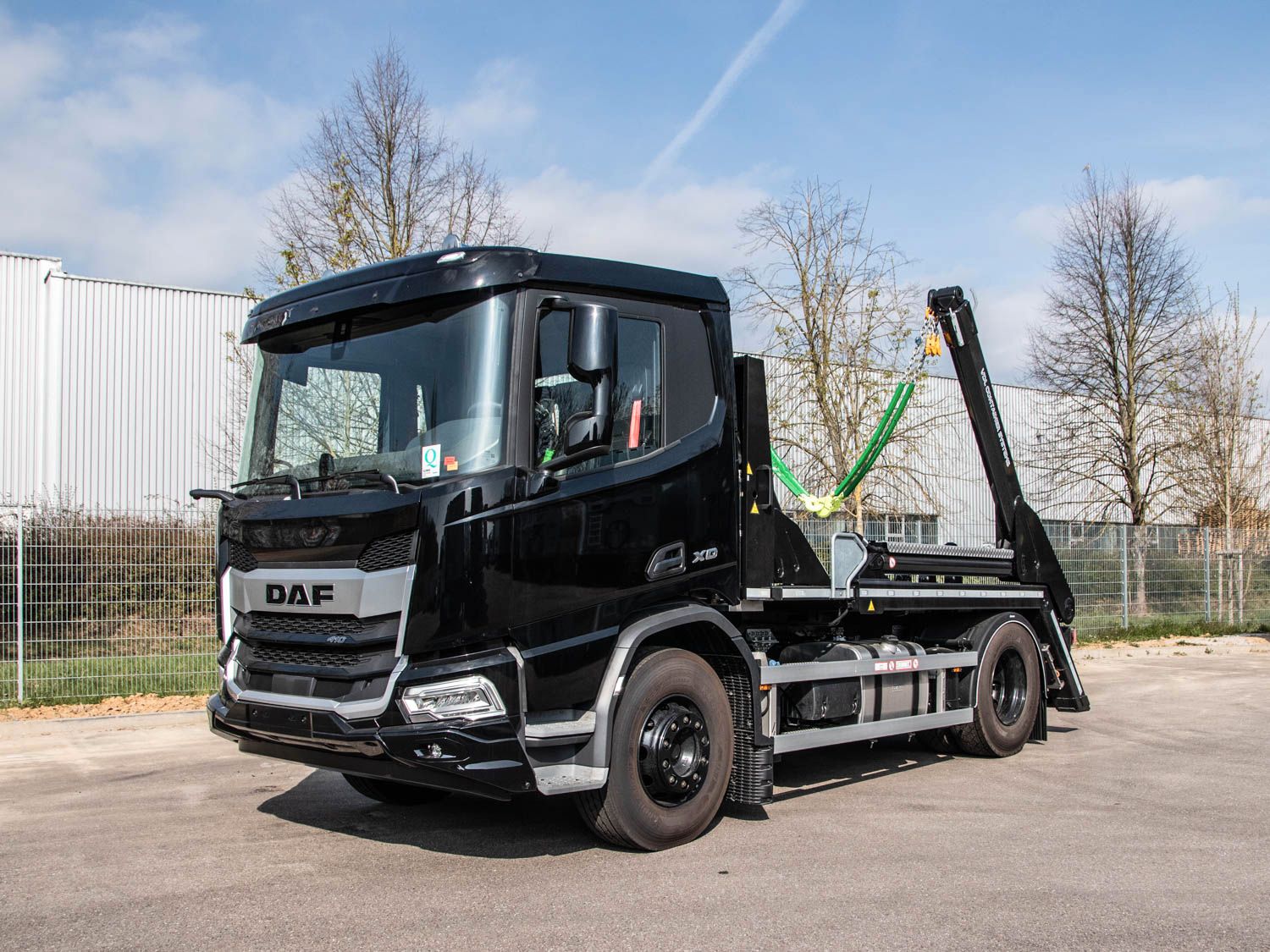 Fahrzeugabbildung DAF XD 410 FA Absetzkipper