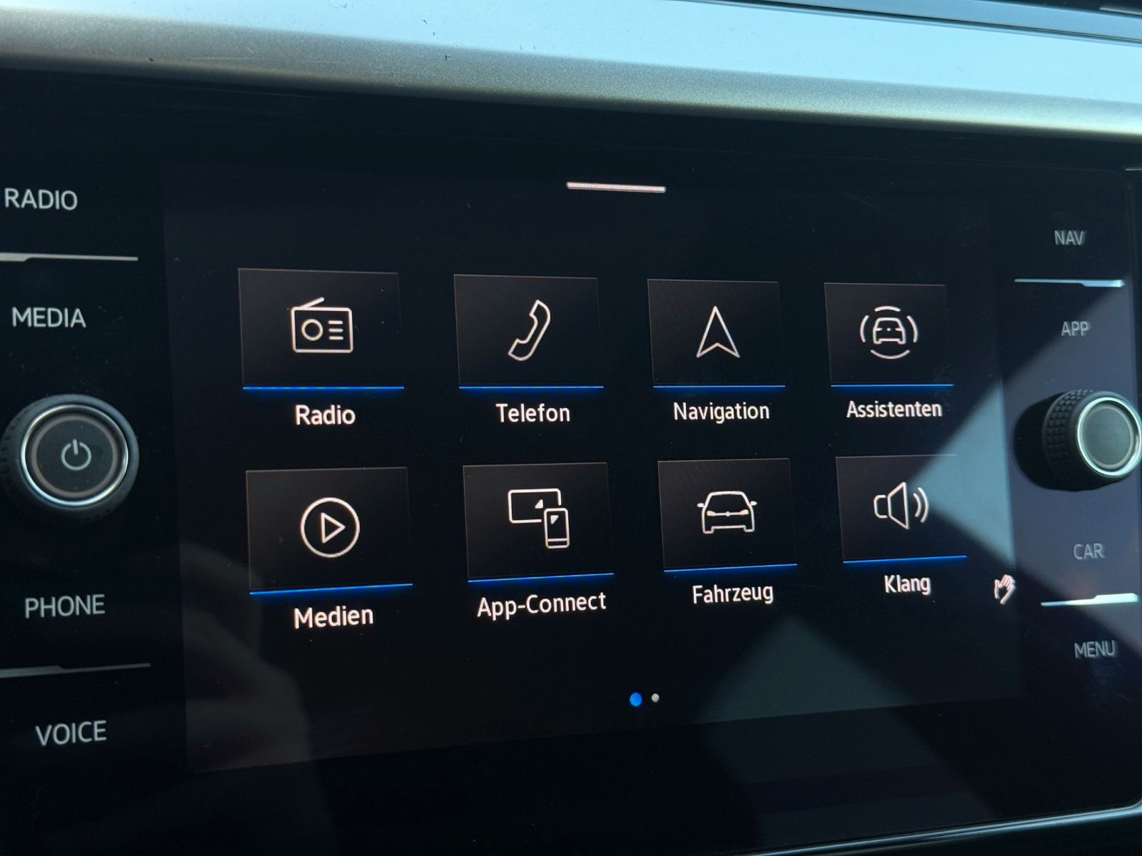 Fahrzeugabbildung Volkswagen Arteon R-Line *Pano*Kamera*Ambiente*ACC*Carplay