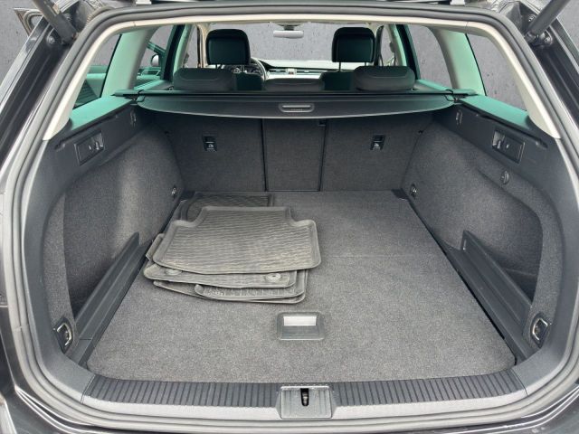 Passat Variant Business 1.5 TSI Assistenz-Paket