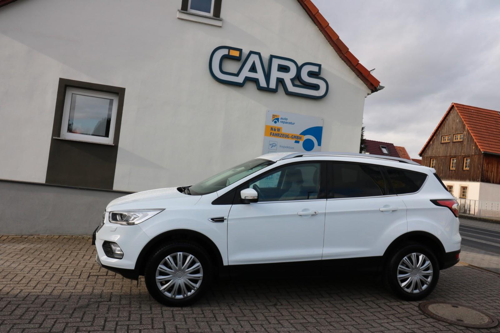 Ford Kuga Cool & Connect