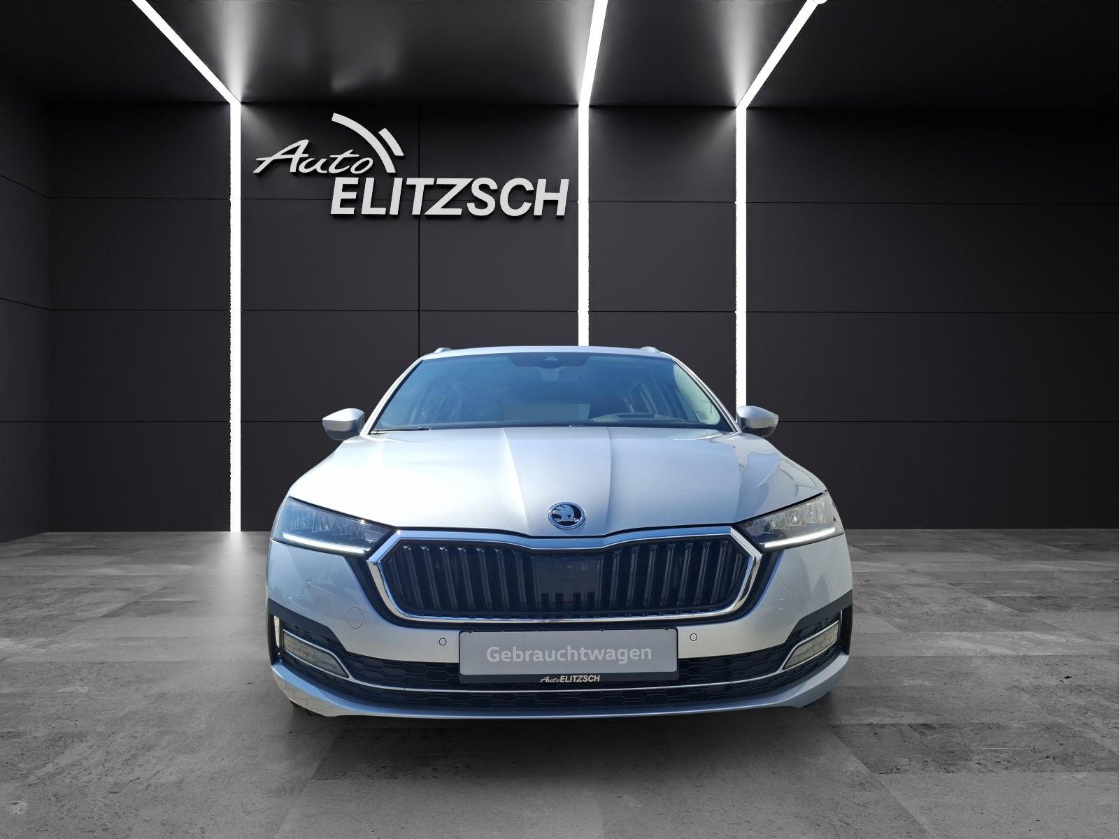 Fahrzeugabbildung SKODA Octavia Combi TDI Style DSG LED Navi HUD PDC SH