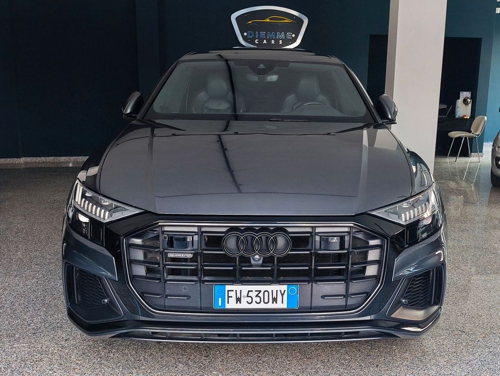 Image of Audi Q8