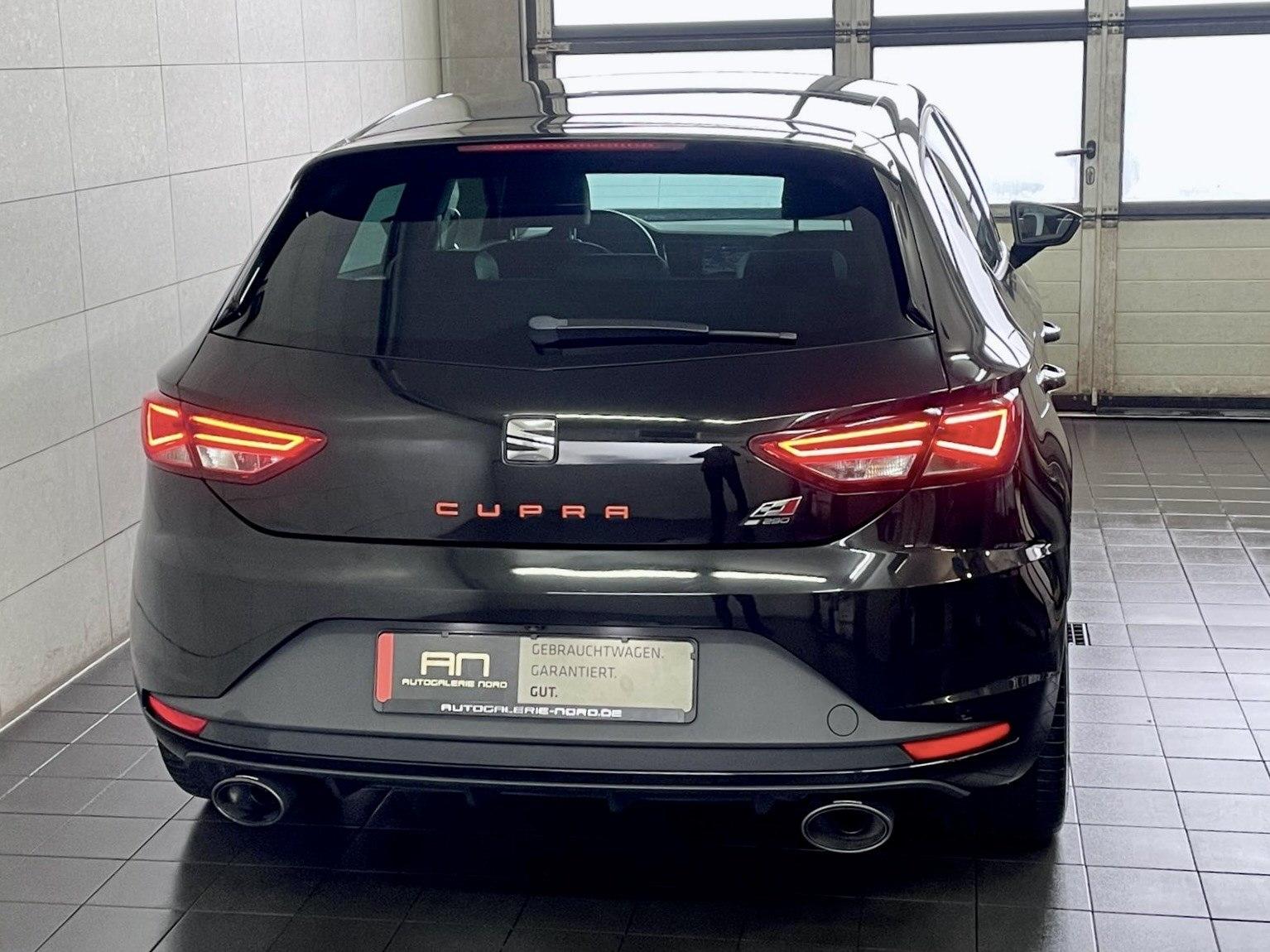 SEAT Leon Cupra 290 DSG – 1ère Main – 67 500 km – DCC – Alcantara – Caméra – Full LED