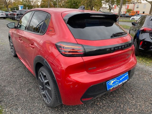 Fahrzeugabbildung Peugeot 208 GT MildHybrid 145 e-DSC6